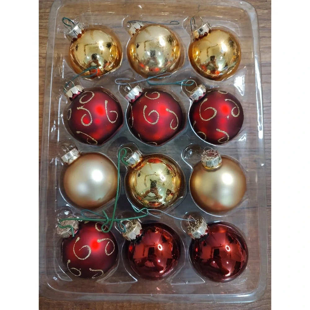 Target Inc Glass Ball Christmas Ornaments Lot Of 12 2007 Red Gold Swirl O56